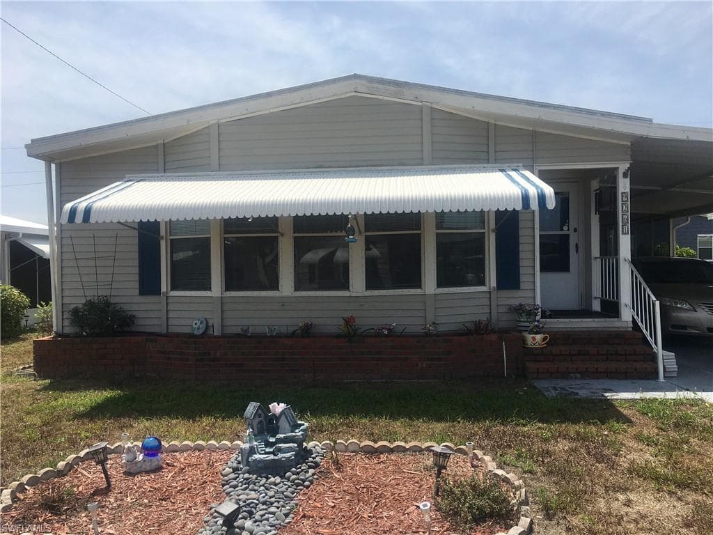 9261 Desoto DR NORTH FORT MYERS, FL 33903