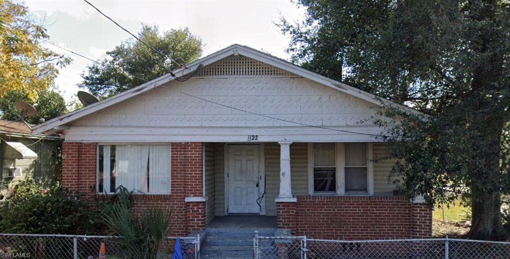 1122 E 1st ST JACKSONVILLE, FL 32206