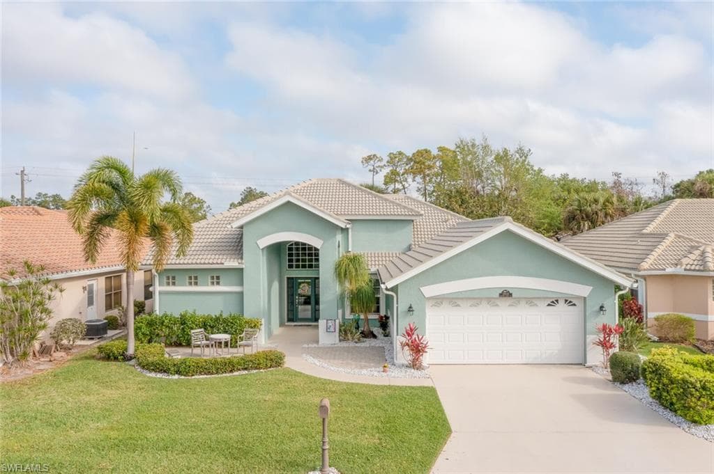 12633 Hunters Ridge DR BONITA SPRINGS, FL 34135