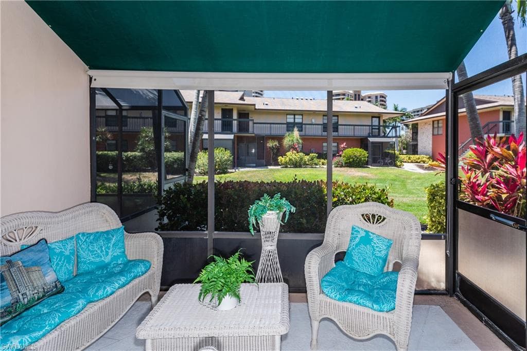 229 Collier BLVD 6-105 MARCO ISLAND, FL 34145