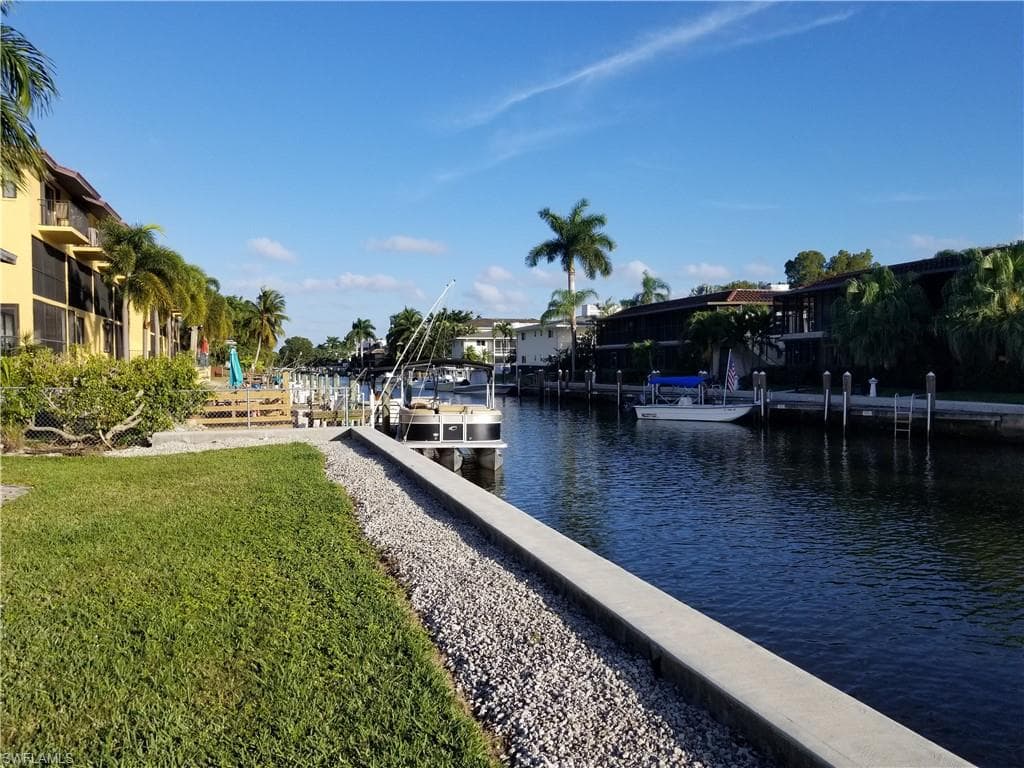1380 Blue Point AVE NAPLES, FL 34102