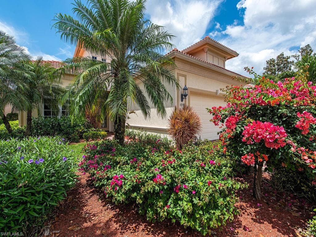 5976 Hammock Isles CIR NAPLES, FL 34119