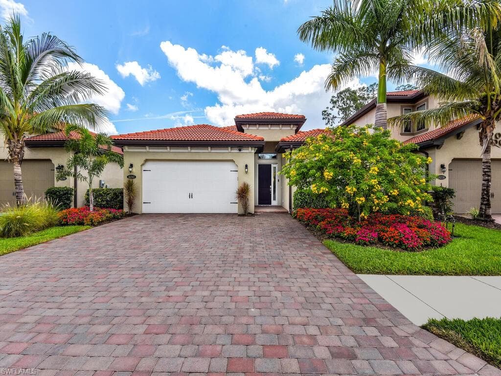 16242 Aberdeen WAY NAPLES, FL 34110