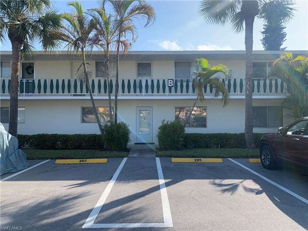347 Joel BLVD 105 LEHIGH ACRES, FL 33936