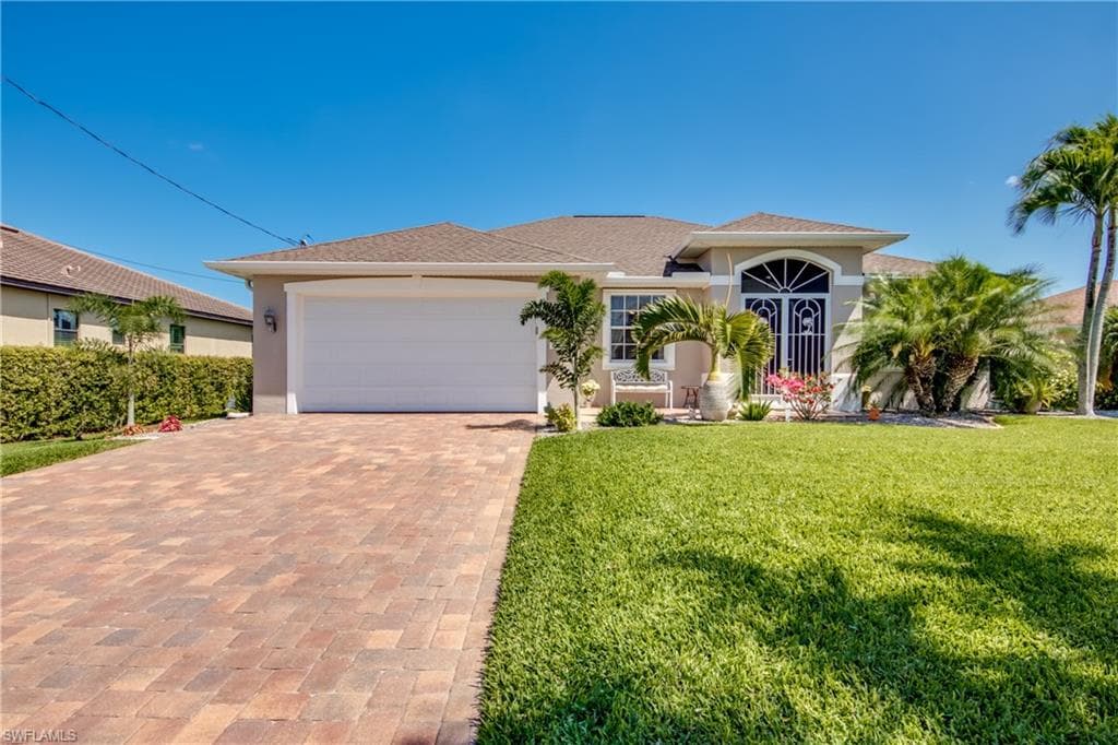 2719 SW 48th TER CAPE CORAL, FL 33914