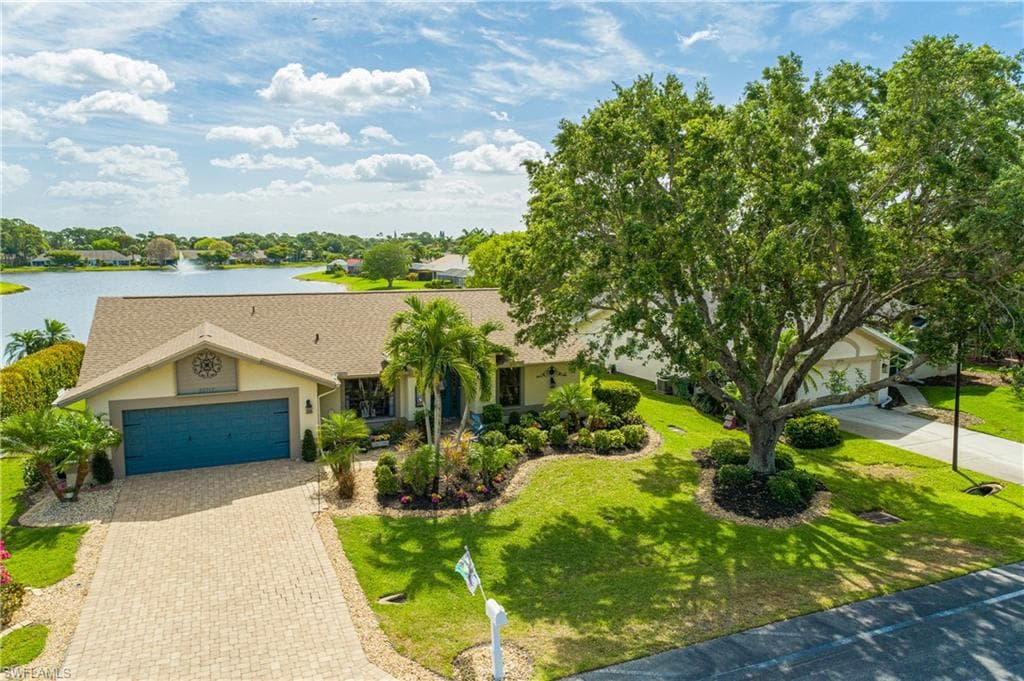 22717 Fountain Lakes BLVD ESTERO, FL 33928