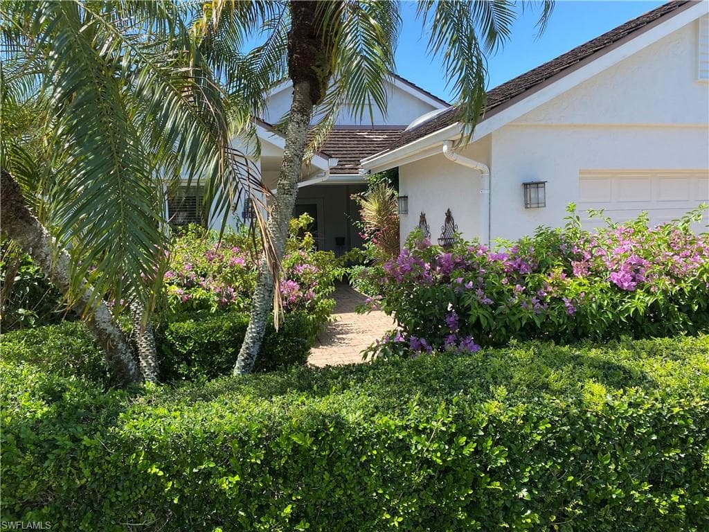 716 Heathery LN NAPLES, FL 34108