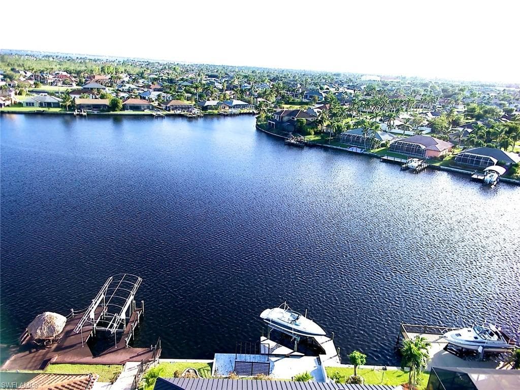 1944 Four Mile Cove PKY CAPE CORAL, FL 33990