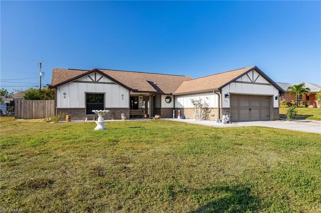 528 NW 14th ST CAPE CORAL, FL 33993