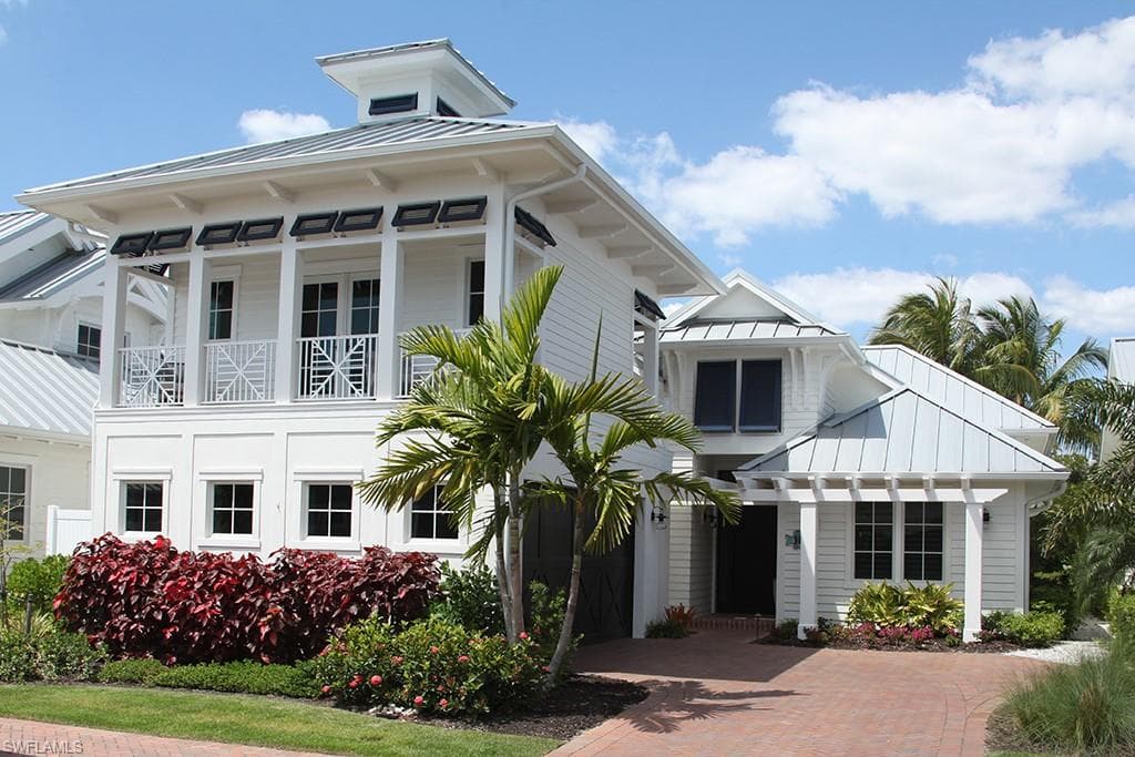 1463 2nd AVE S NAPLES, FL 34102