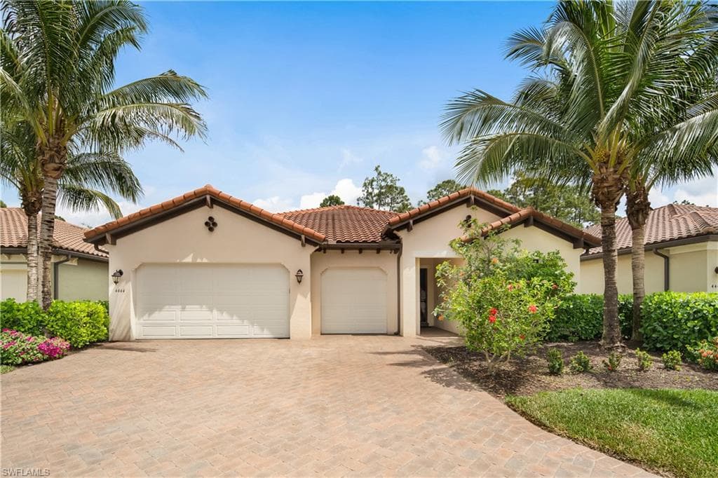 4444 Tamarind WAY NAPLES, FL 34119