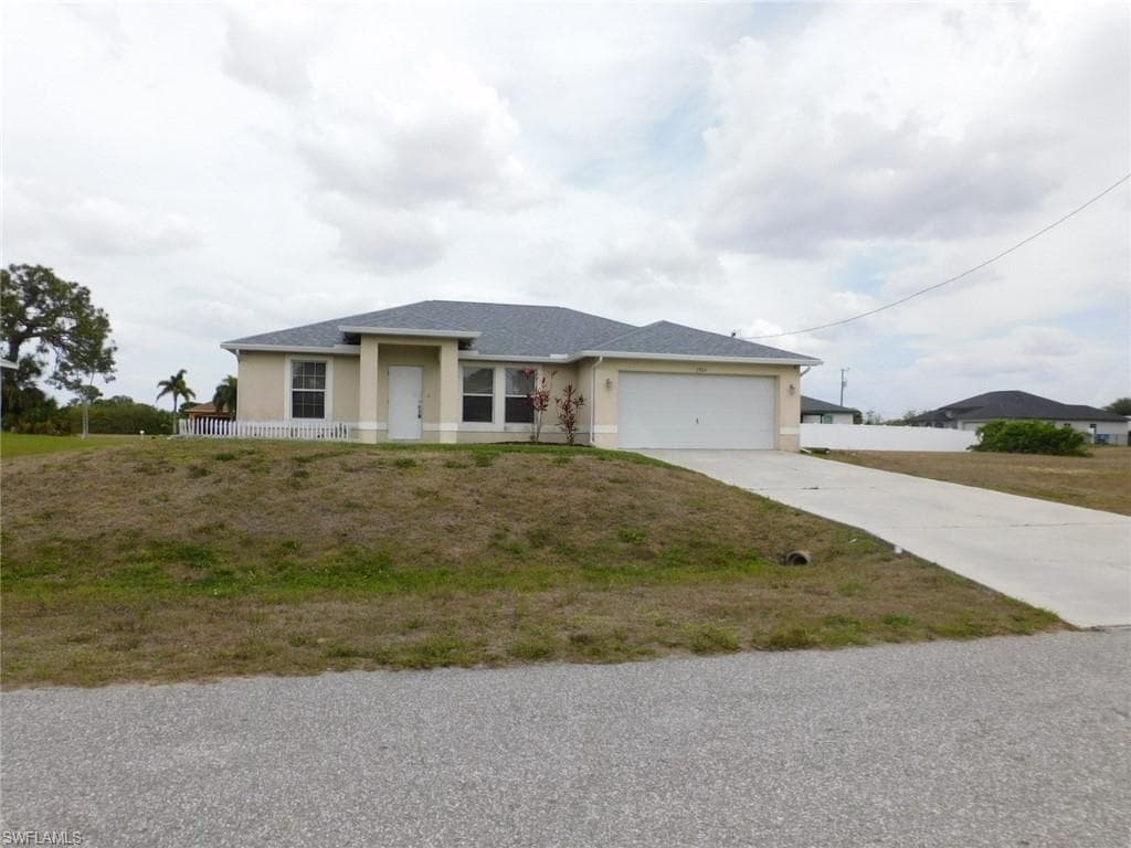 1705 NW 14th PL CAPE CORAL, FL 33993