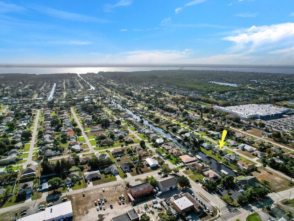 1703 SE 16th ST CAPE CORAL, FL 33990