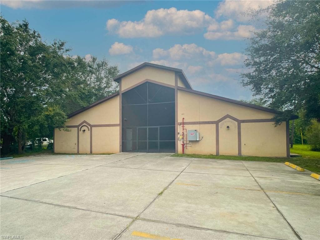 611 Joel BLVD B LEHIGH ACRES, FL 33936