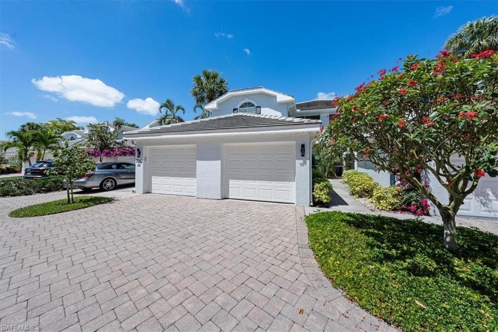 7062 Barrington CIR 101 NAPLES, FL 34108