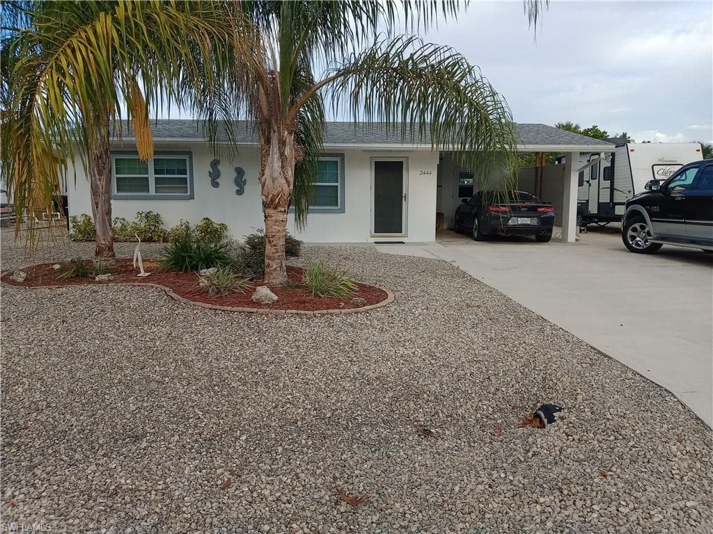 2444 Sycamore ST ST. JAMES CITY, FL 33956