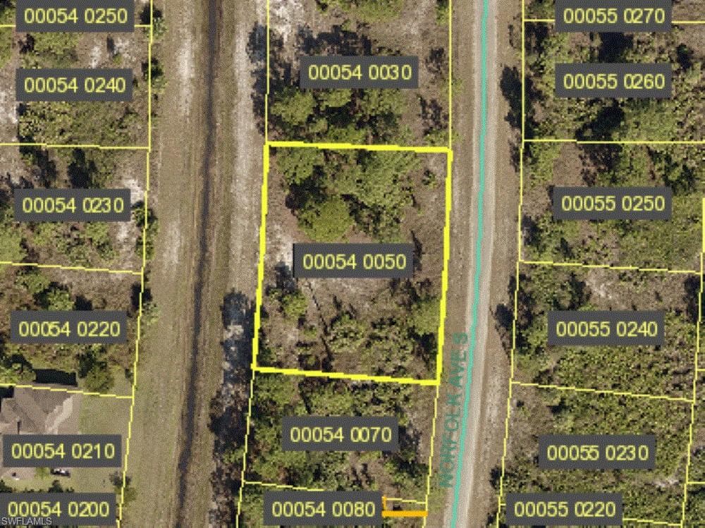 1040 Norfolk AVE S LEHIGH ACRES, FL 33974