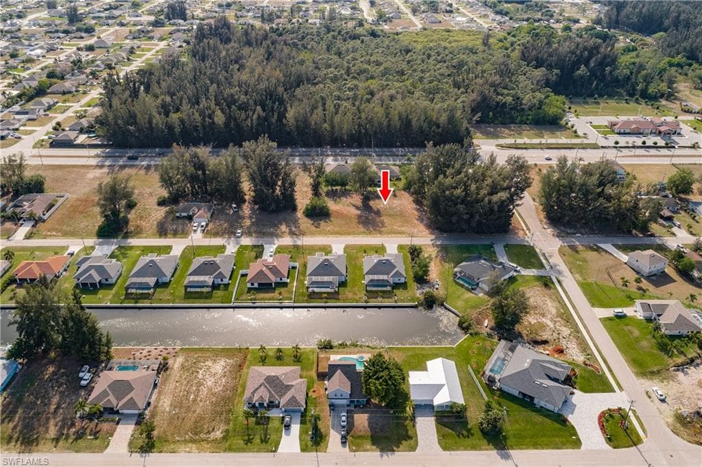 1010 SW 15th PL CAPE CORAL, FL 33991