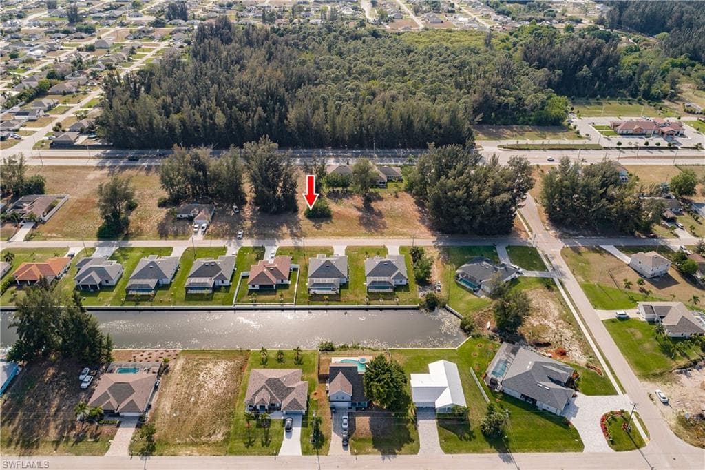 1018 SW 15th PL CAPE CORAL, FL 33991