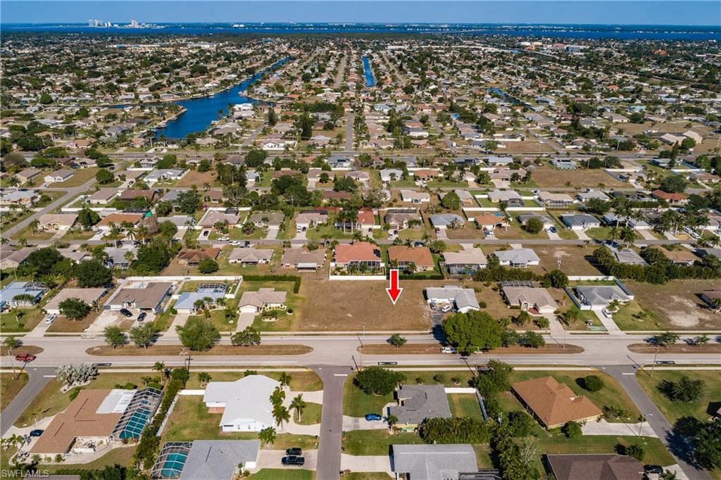 2117 Academy BLVD CAPE CORAL, FL 33990