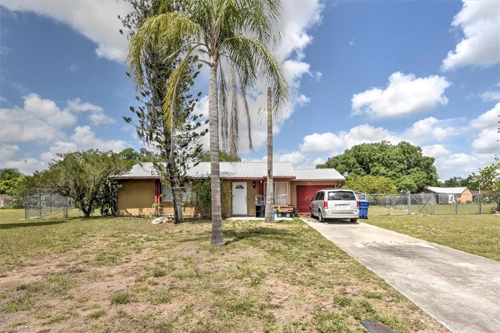 4010 High CT LABELLE, FL 33935