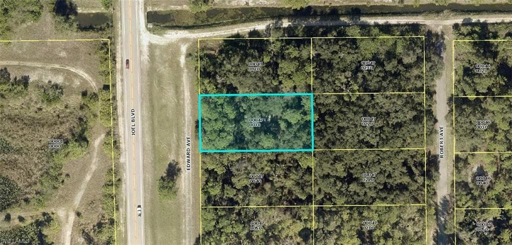 1918 Edward AVE LEHIGH ACRES, FL 33972