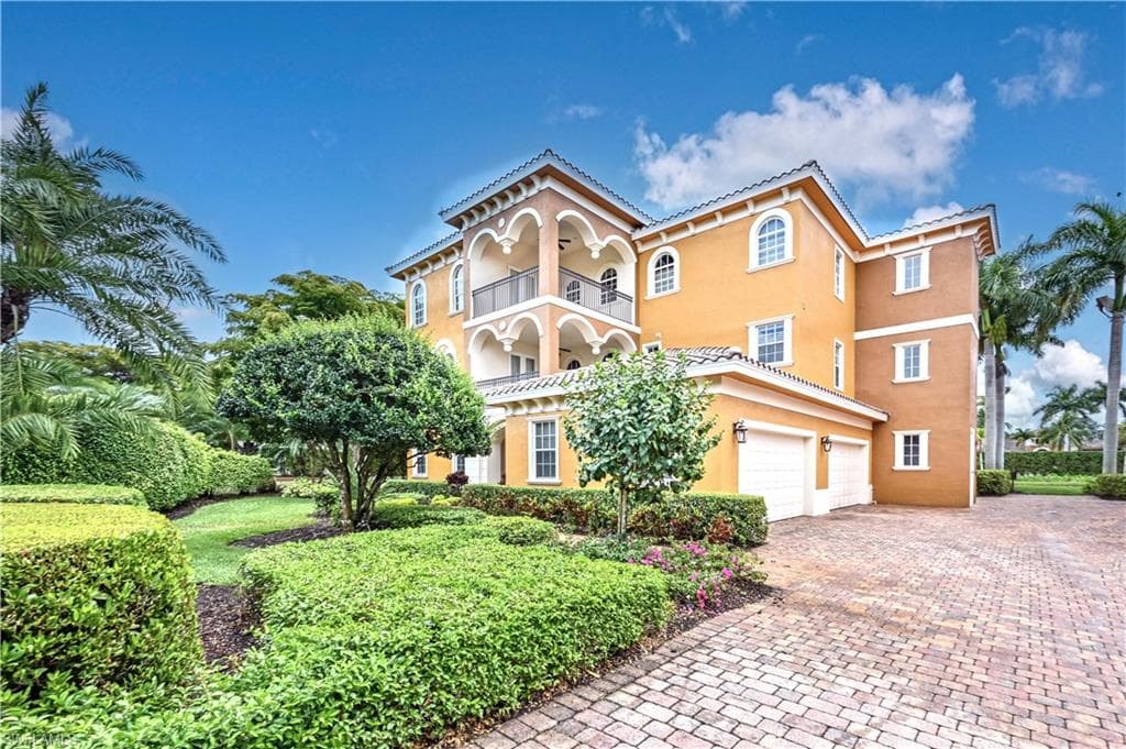 10831 Vivaldi CT 2001 MIROMAR LAKES, FL 33913