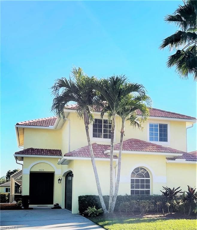5012 Fairhaven LN NAPLES, FL 34109