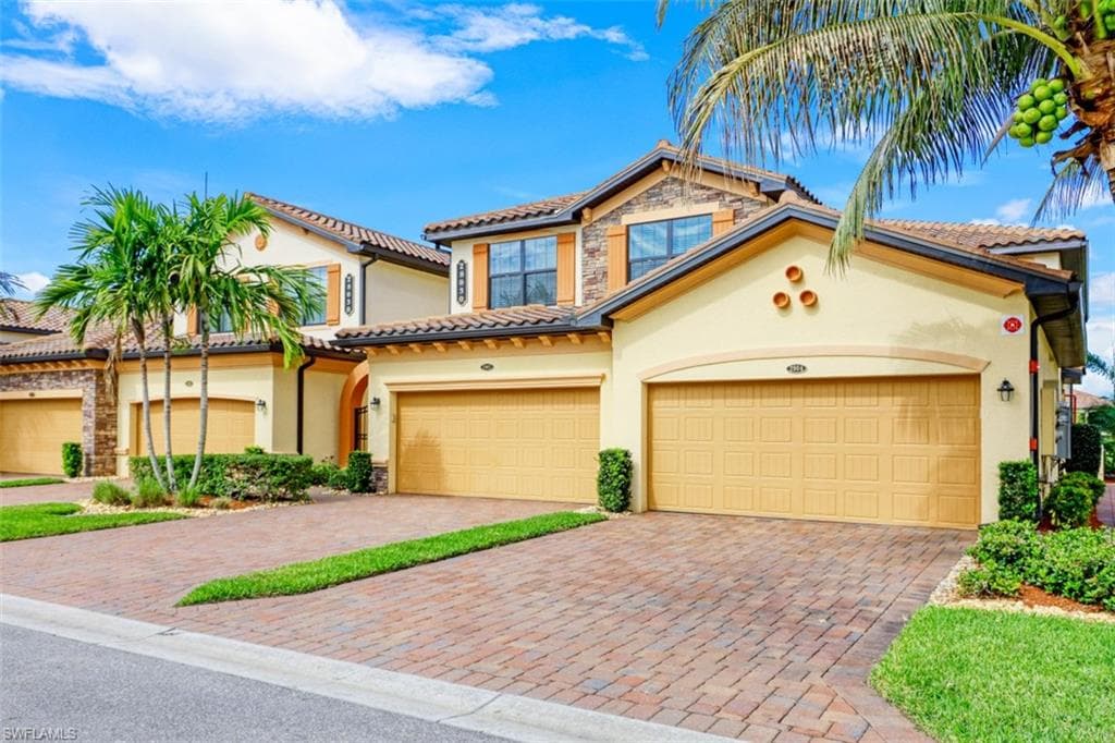 28030 Cookstown CT 2903 BONITA SPRINGS, FL 34135