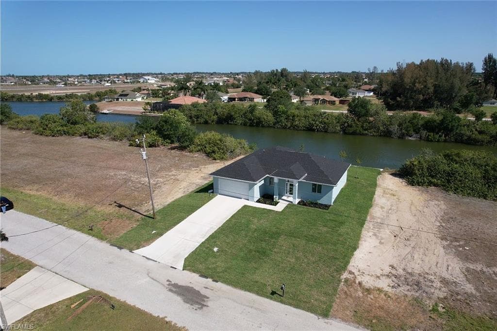 2923 NW 9th ST CAPE CORAL, FL 33993