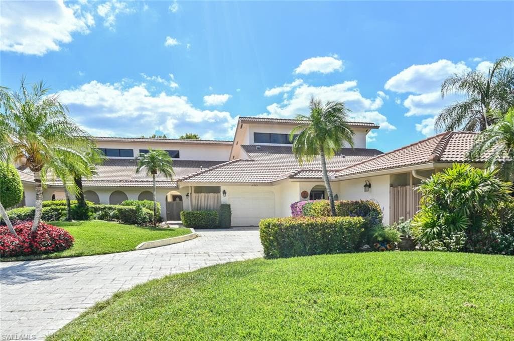 11772 Quail Village WAY W 94-2 NAPLES, FL 34119