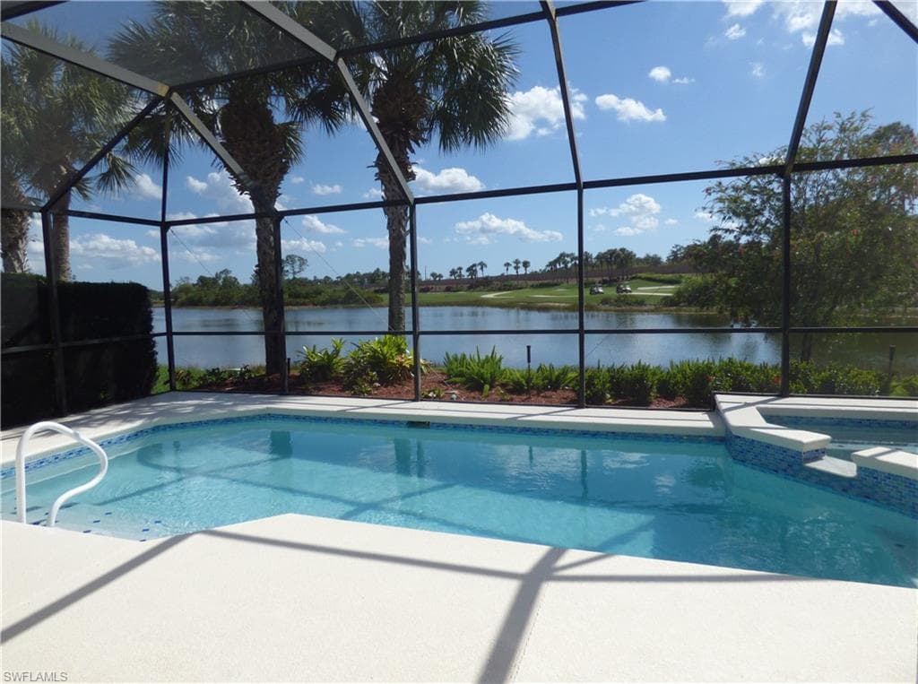 10038 Oakhurst WAY FORT MYERS, FL 33913