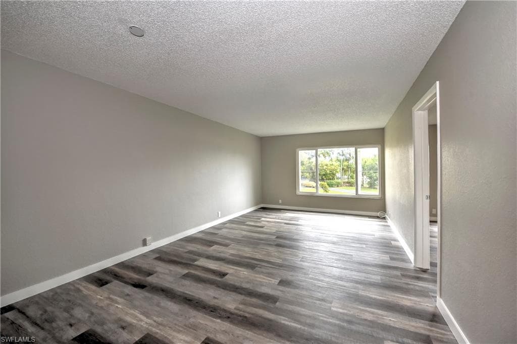 2264 Winkler AVE 211 FORT MYERS, FL 33901