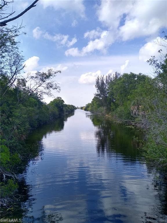 1321 NE 5th PL CAPE CORAL, FL 33909