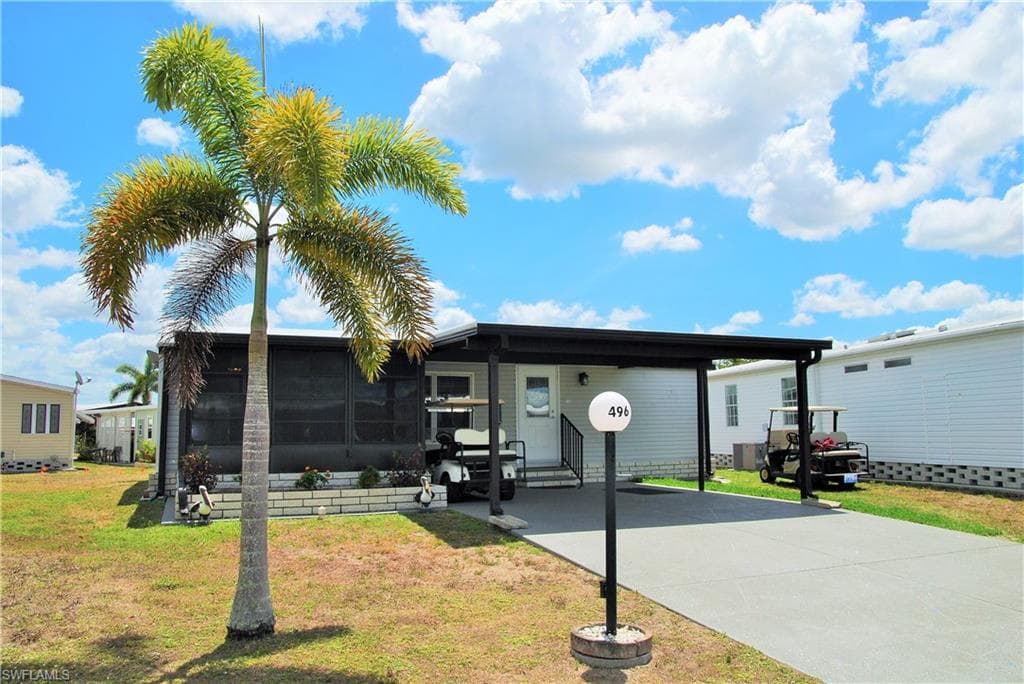 496 Misty LN NORTH FORT MYERS, FL 33903