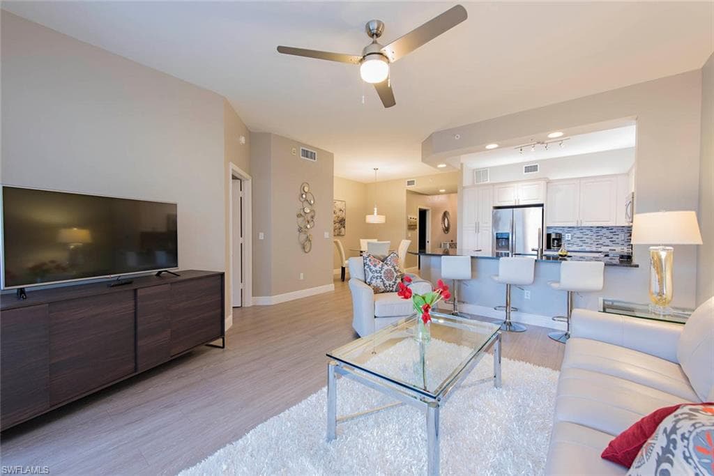 470 Launch CIR V-403 NAPLES, FL 34108