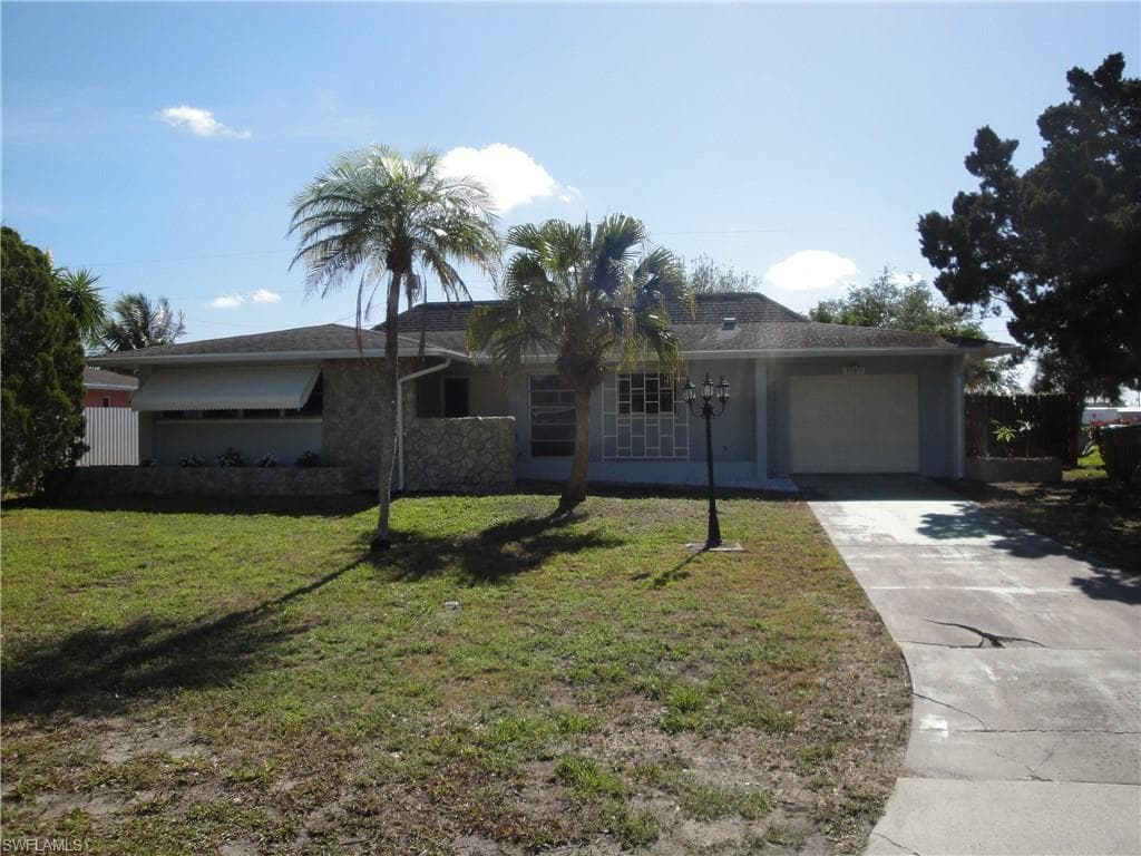 4423 SE 14th PL CAPE CORAL, FL 33904
