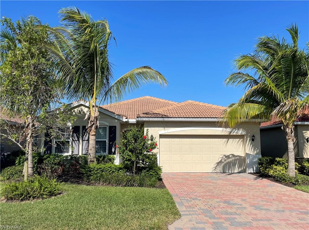 3238 Birchin LN FORT MYERS, FL 33916