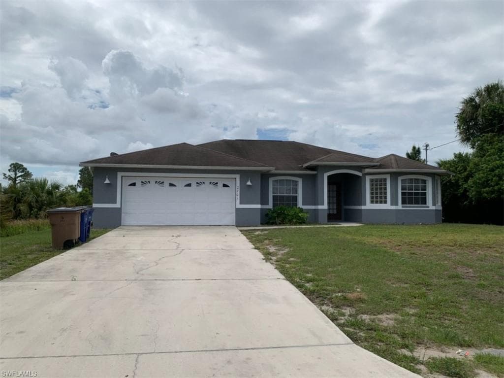 2701 7th ST SW LEHIGH ACRES, FL 33976