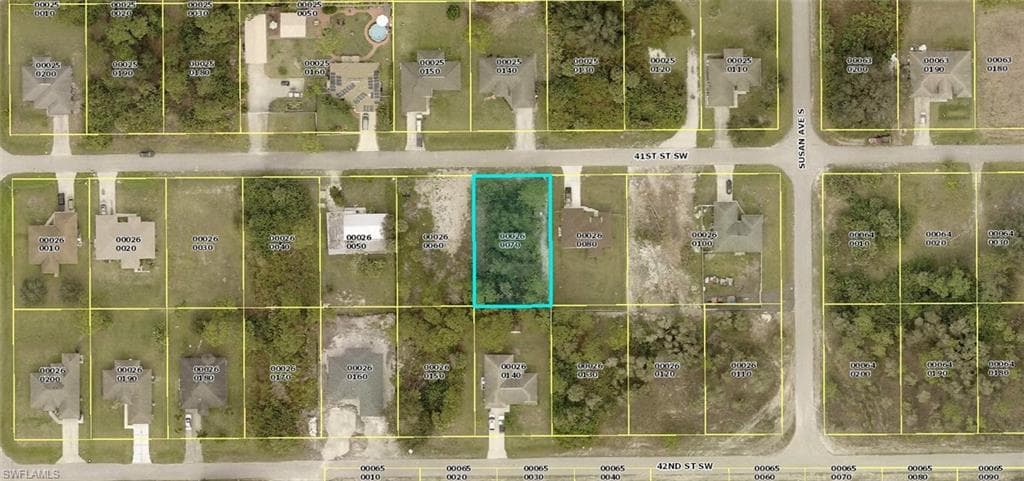3507 41st ST SW LEHIGH ACRES, FL 33976
