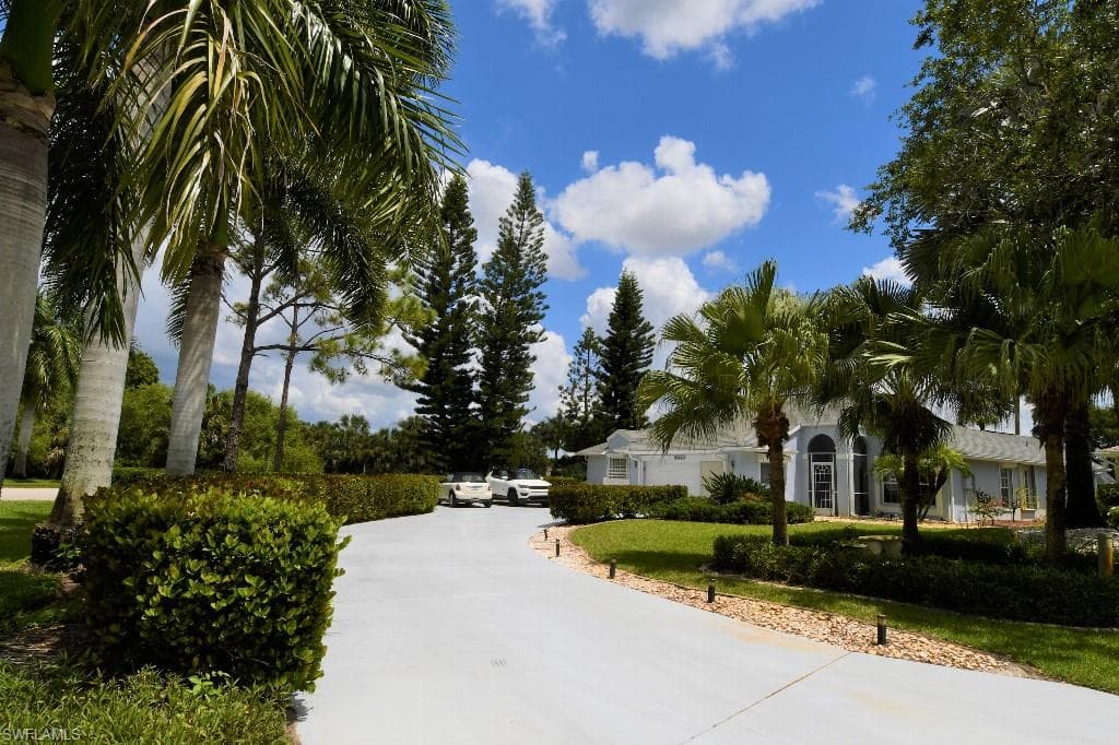 20621 Country Walk WAY ESTERO, FL 33928