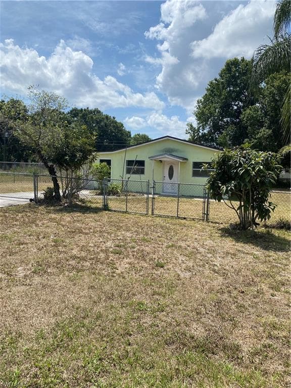 1770 NW 8th ST OKEECHOBEE, FL 34972