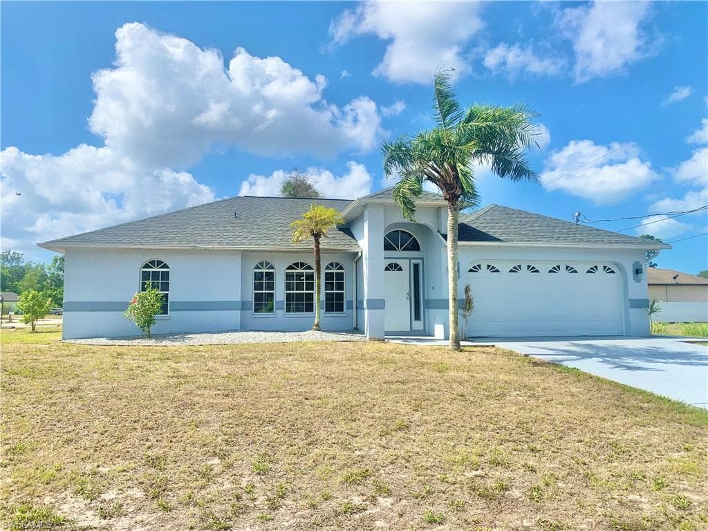 8332 Caloosa RD FORT MYERS, FL 33967