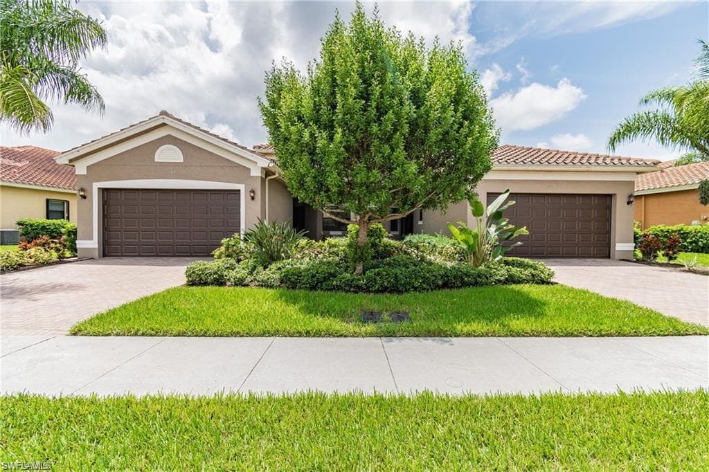 12047 Five Waters CIR FORT MYERS, FL 33913