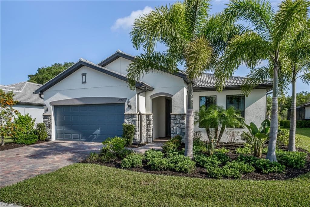 4097 E Hampton CIR ALVA, FL 33920