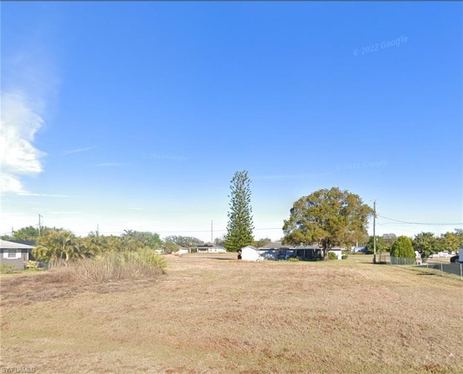 2203 NE 23rd AVE CAPE CORAL, FL 33909
