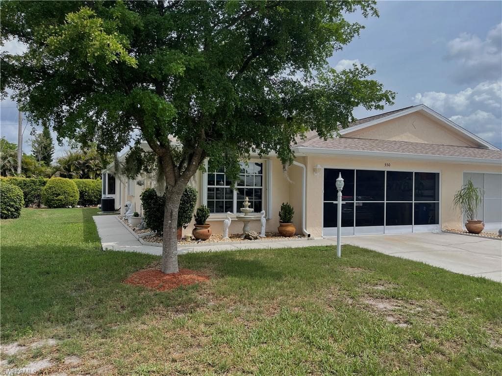 550 Bethany Village CIR LEHIGH ACRES, FL 33936