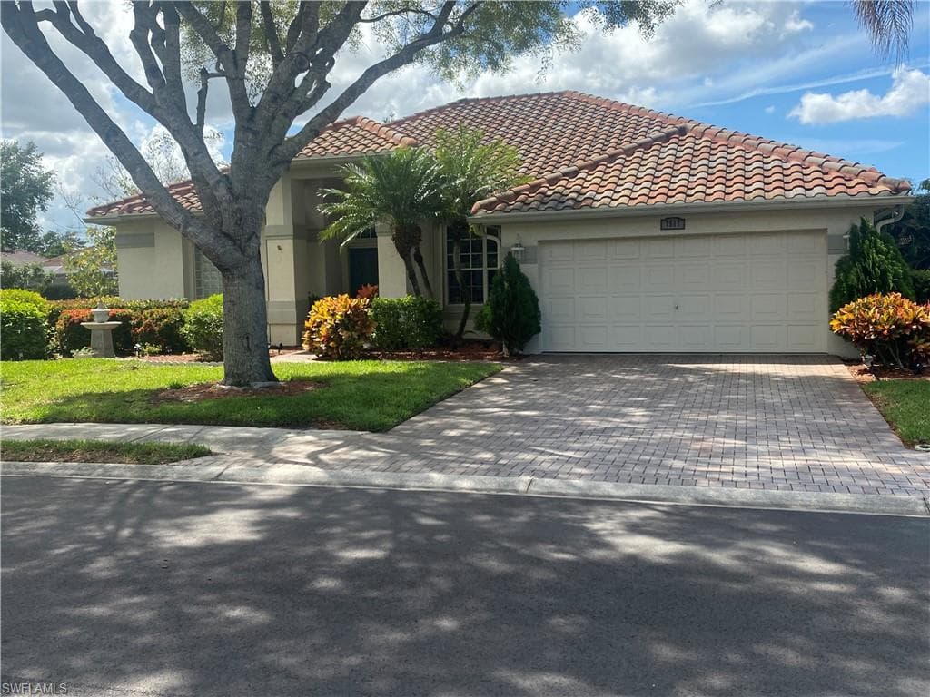 7517 Citrus Hill LN NAPLES, FL 34109