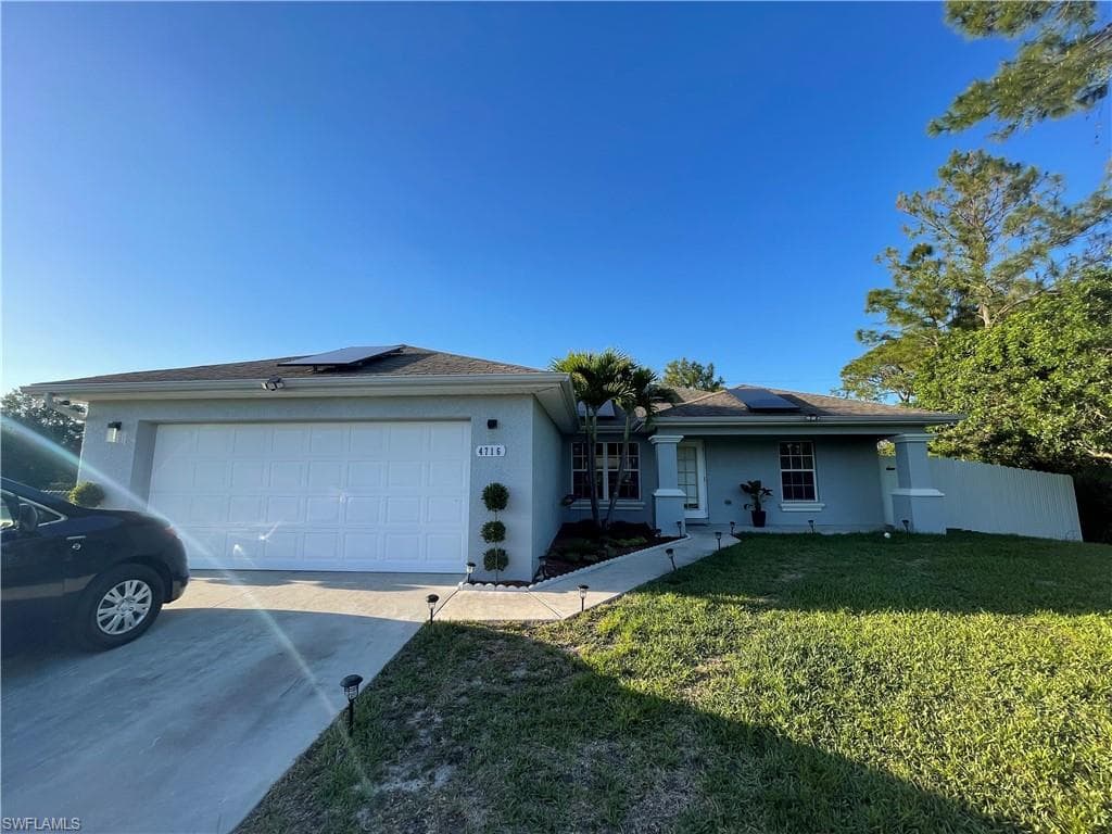 4716 3rd ST W LEHIGH ACRES, FL 33971