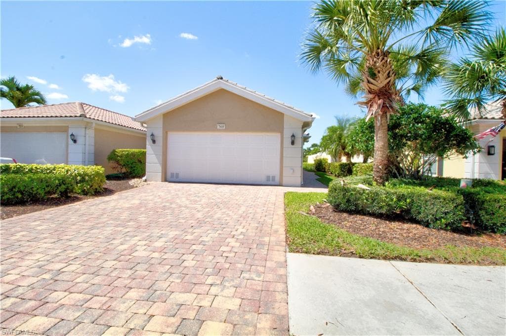 7610 Novara CT NAPLES, FL 34114
